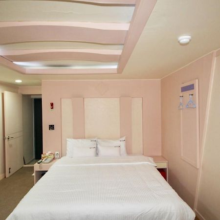 Click 21 Motel Busan Exterior photo