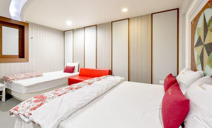Click 21 Motel Busan Exterior photo