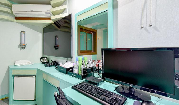 Click 21 Motel Busan Exterior photo