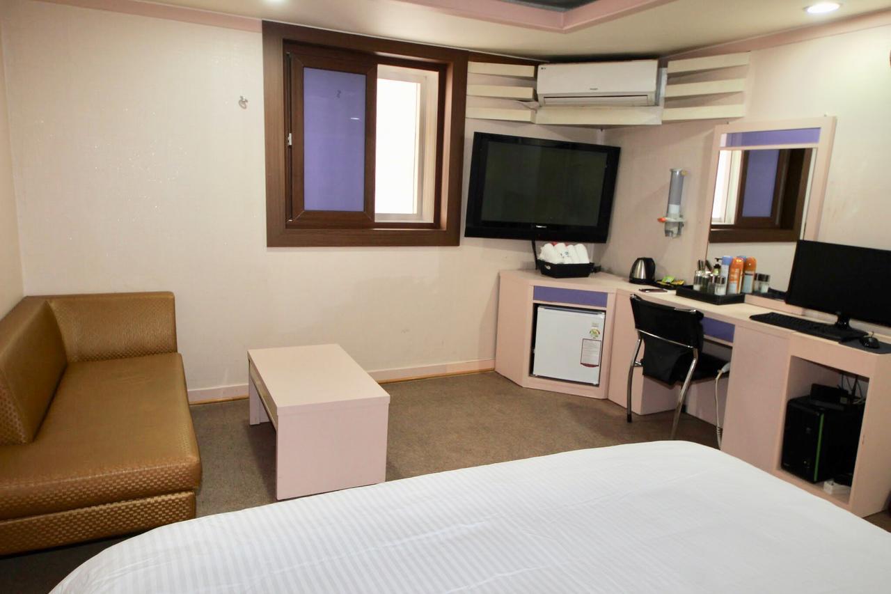 Click 21 Motel Busan Exterior photo