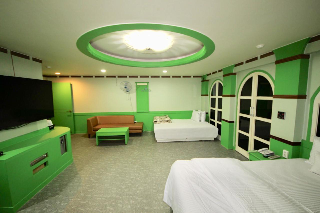 Click 21 Motel Busan Exterior photo